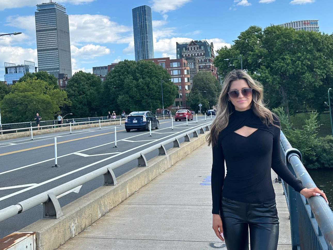 Lucy Burdge: Sharp Betting Meets Hot Girl Walks