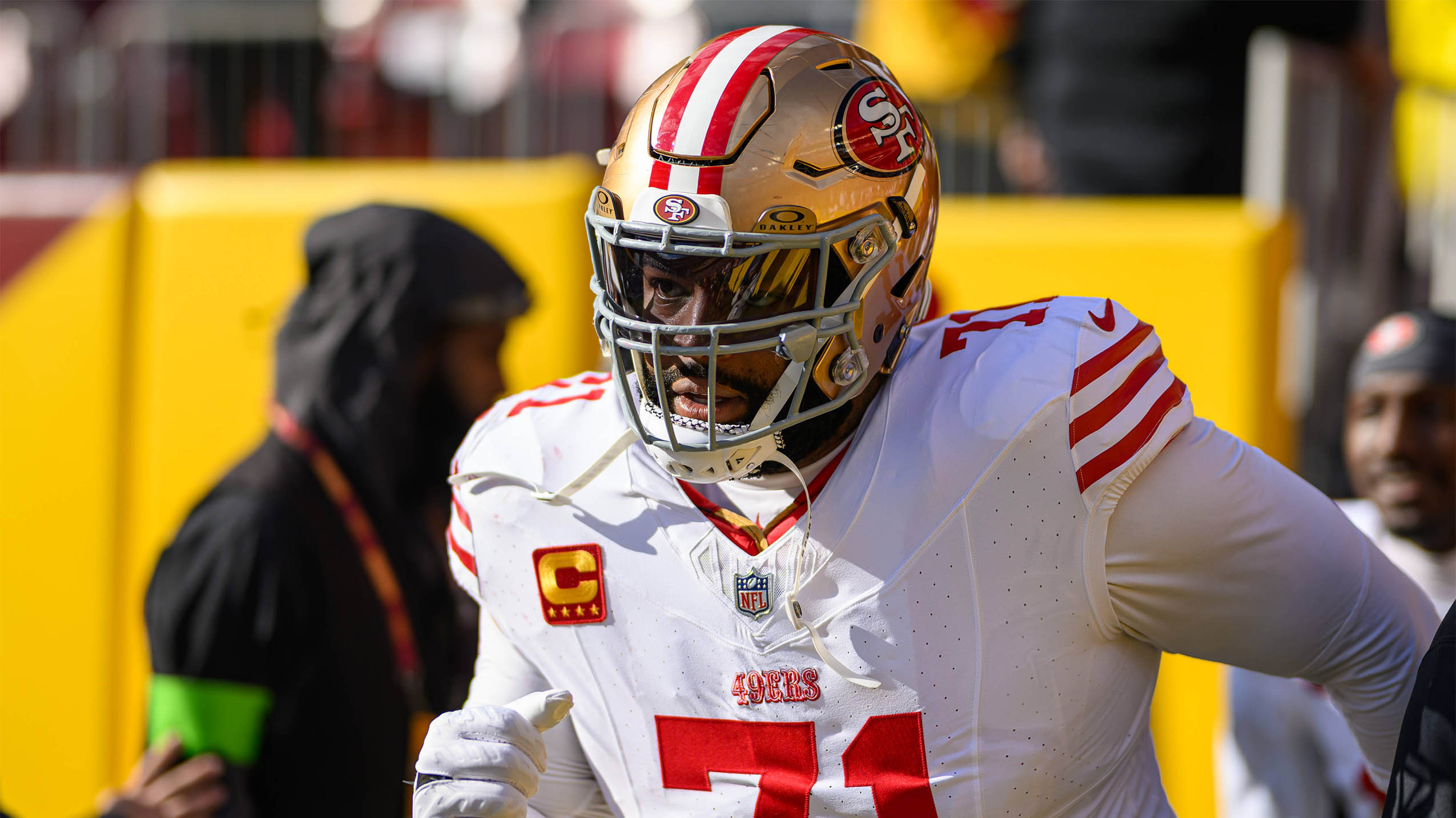 Sporting World Reacts to Trent Williams’ Contract Restructure with 49ers