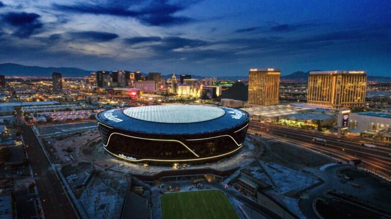 Ranking The Best NFL Stadiums In 2024-25